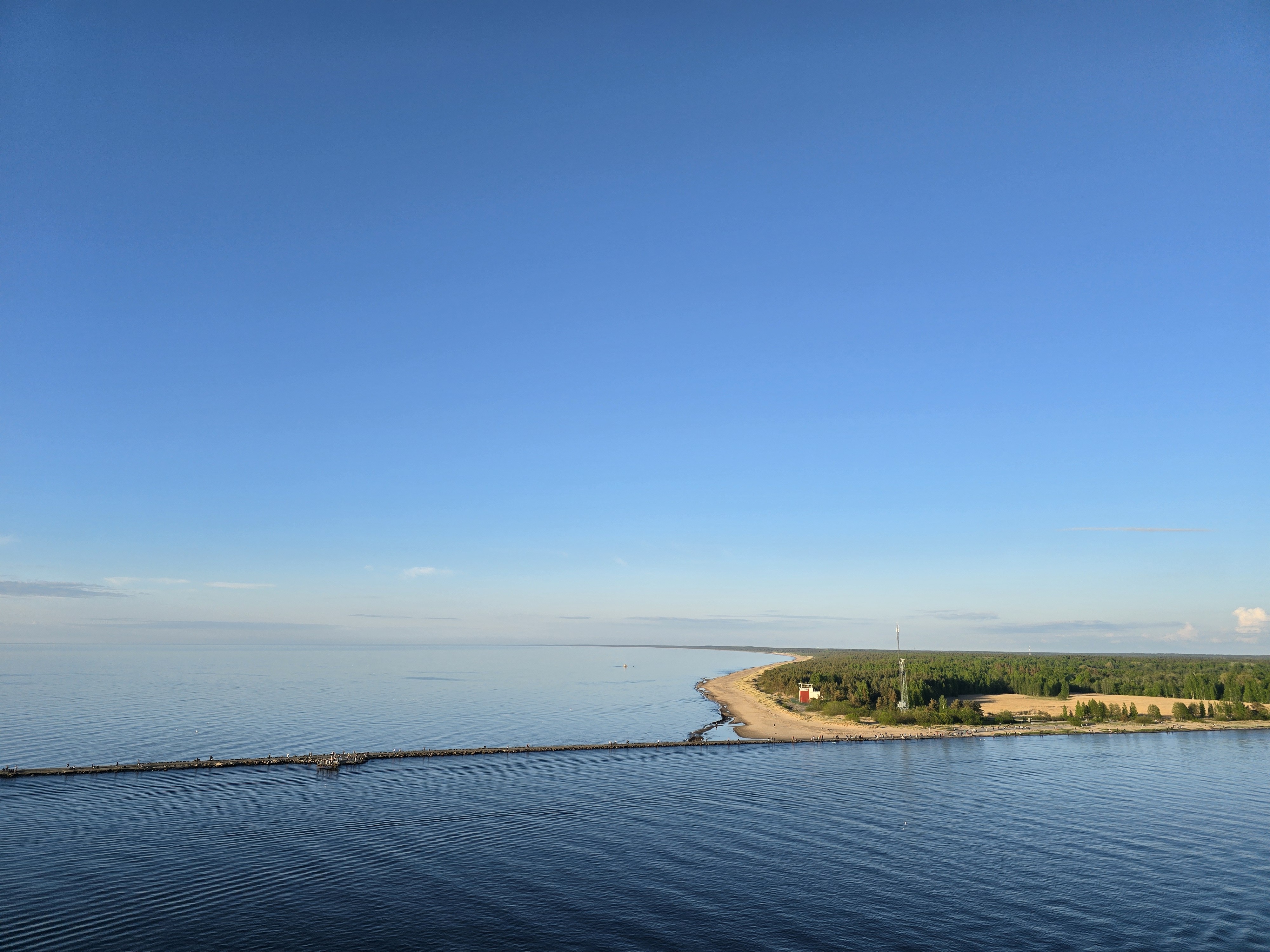 Auslaufen aus Riga mit Blick auf die Ostsee